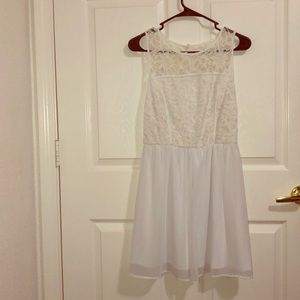 Lily Rose Dress (white)